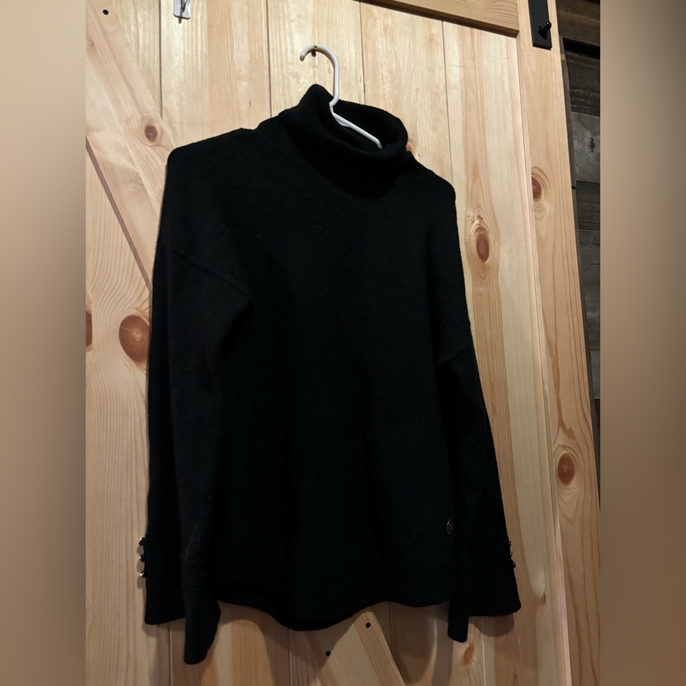 Micheal Kors turtleneck black sweater